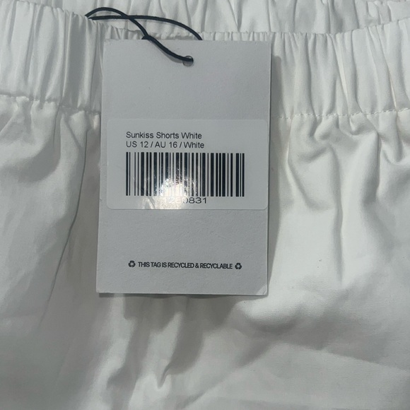Princess Polly SUNKISS SHORTS WHITE - SIZE 12 - Picture 5 of 6